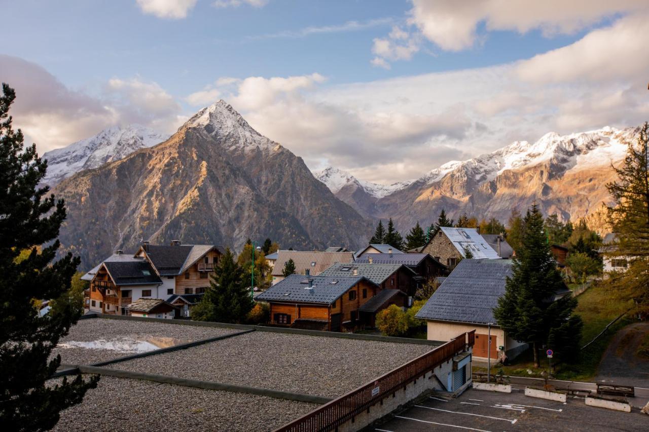 Aux Pieds Des Pistes, Les 2 Alpes Daire Vénosc Dış mekan fotoğraf